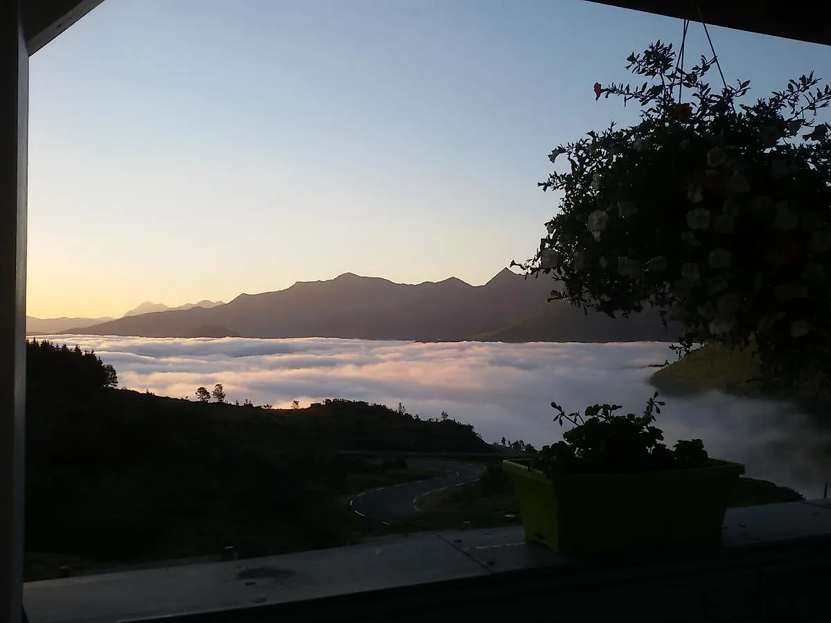 Gite Chalet Du Soulor Arrens-Marsous Bed & Breakfast